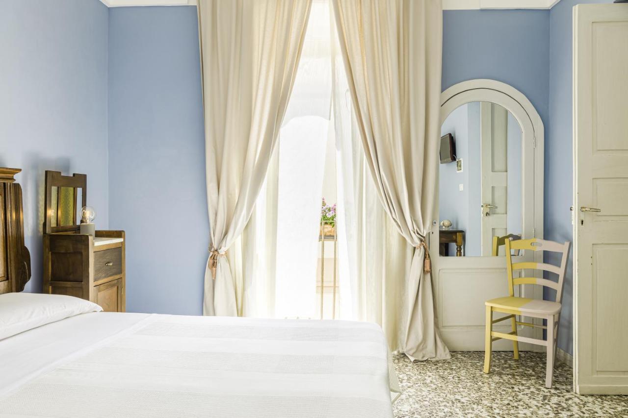 알리스테 Palazzo Dante B&B 외부 사진