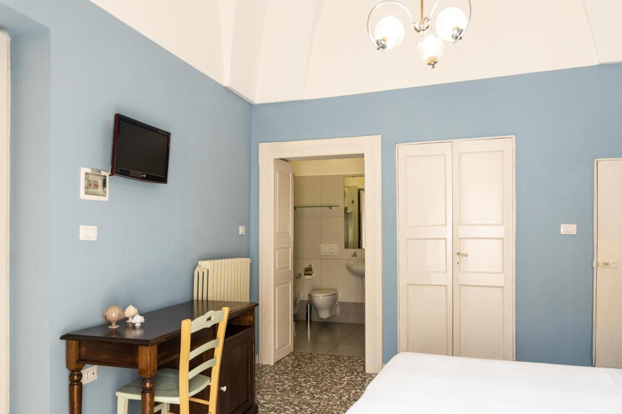 알리스테 Palazzo Dante B&B 외부 사진