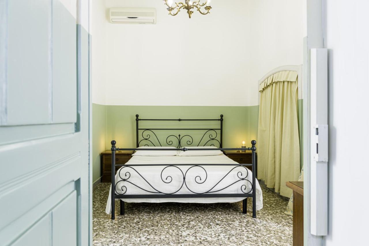 알리스테 Palazzo Dante B&B 외부 사진