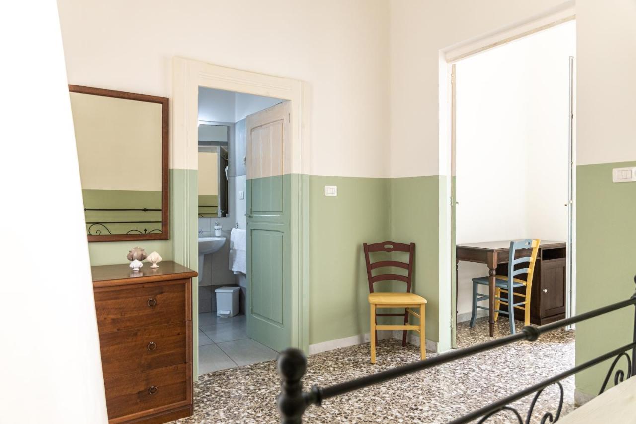 알리스테 Palazzo Dante B&B 외부 사진