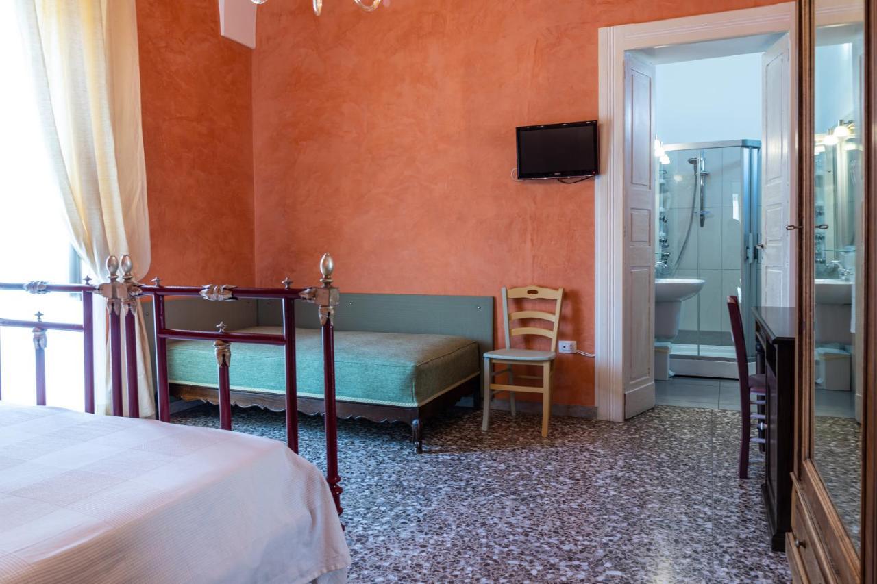 알리스테 Palazzo Dante B&B 외부 사진